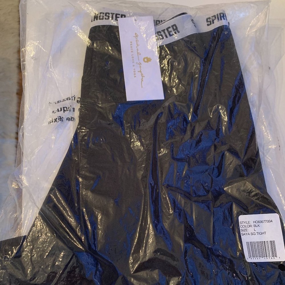 Spiritual Gangster Leggings